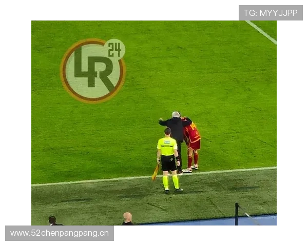 努涅斯 vs 卢卡库:身体流前锋的终结效率与战术角色对比 努涅斯 vs 卢卡库:身体流前锋的终结效率与战术角色对比