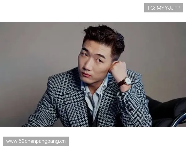 高亭宇训练间那个菜单，真不是普通健身房能理解的奢华感！