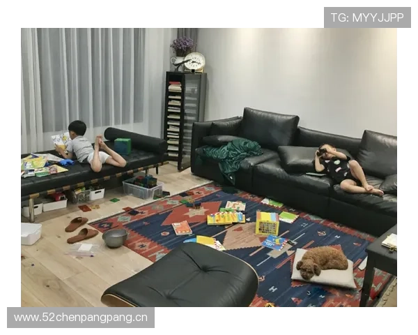 孔帕尼不准许家里沙发乱放，这自律也太明星了吧？