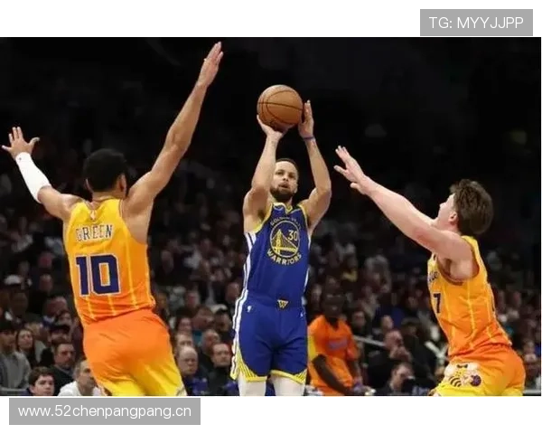 德雷克斯勒多面手进攻对比库里无球效率显著提升