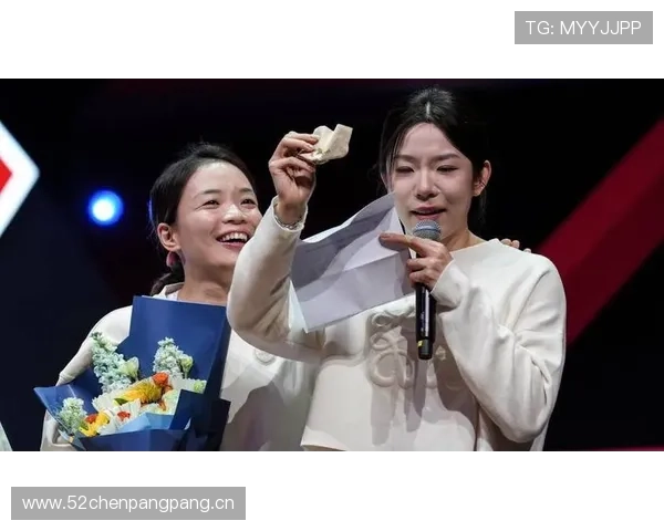 贾一凡训练完顺手买了个包，价格够我交三年房租